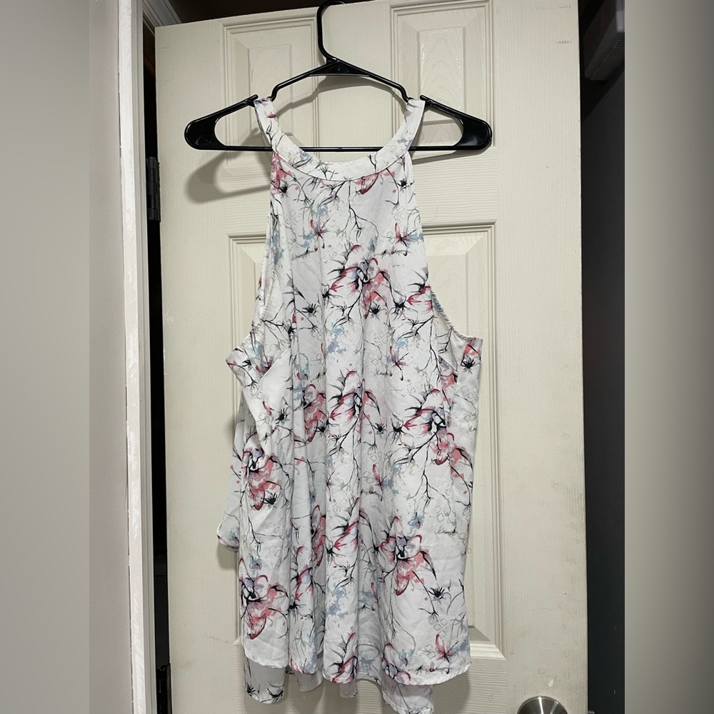 Women’s blouse. Torrid
